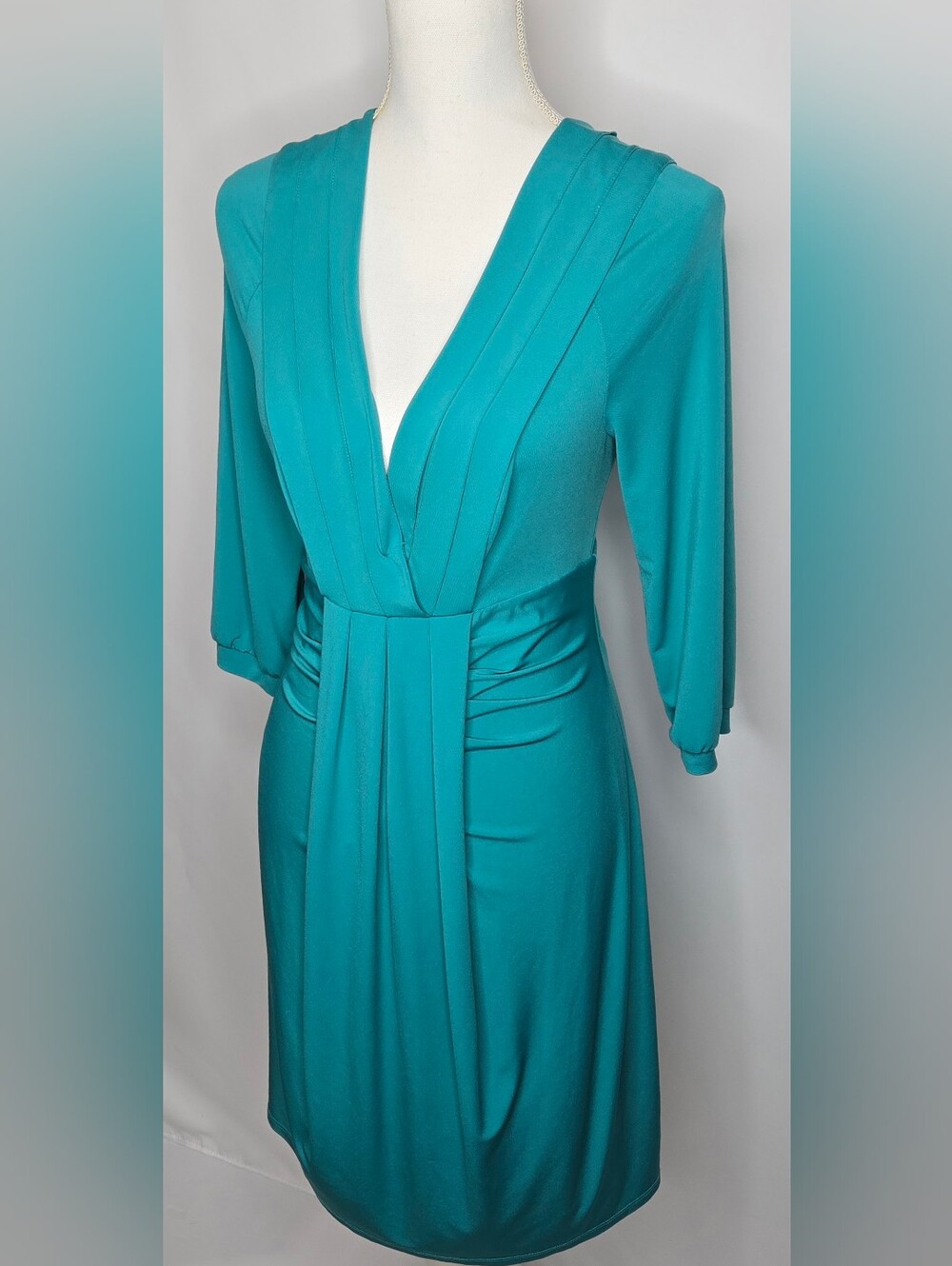 BCBGMaxAzria Teal Aqua Wedding Guest Faux Wrap Plunge Ruched Sheath Dress NWOT L - Picture 2 of 7